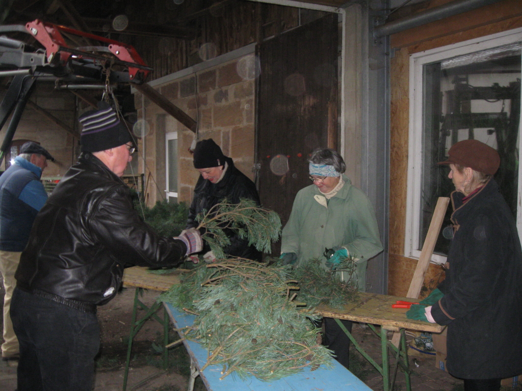 Adventskranzbinden 2013