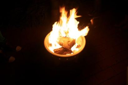Beeindruckendes Bild für den Heiligen Geist: das (göttliche) Feuer in mir. Firmvorbereitung 2012 - Gruppen