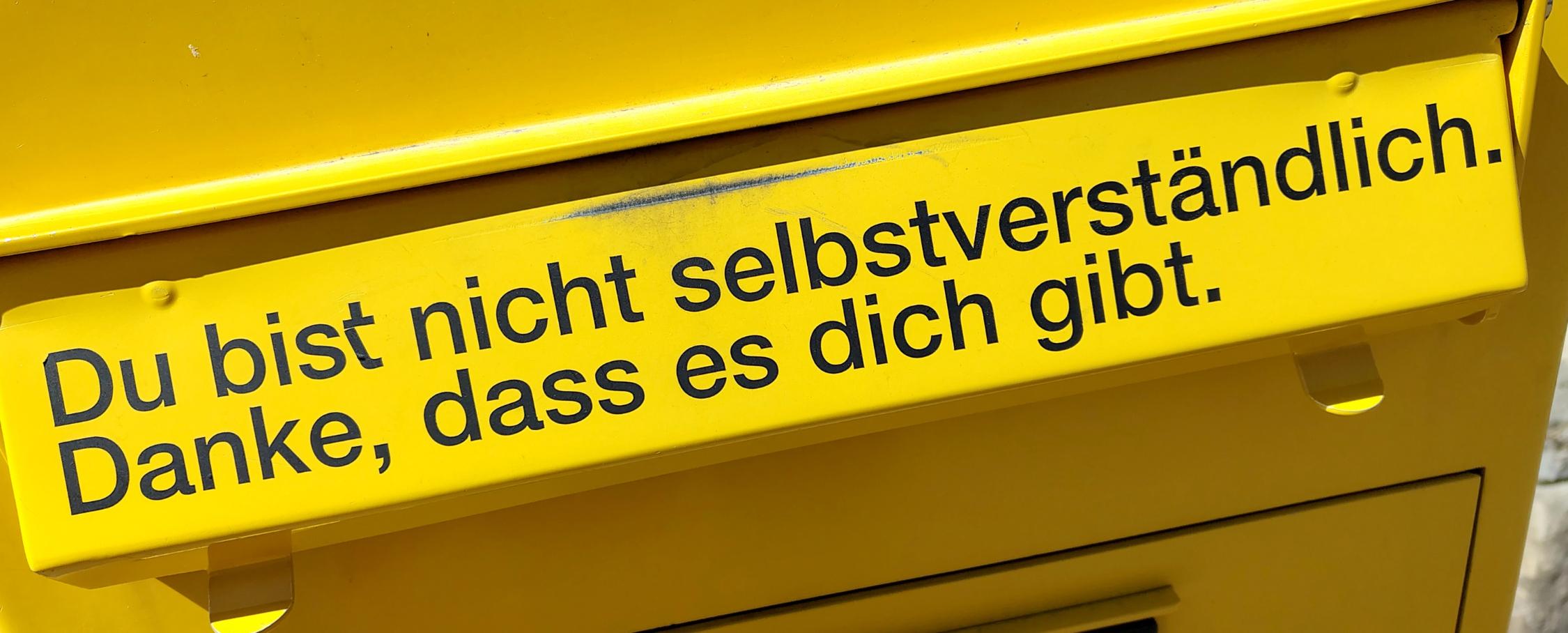 Botschaft auf Briefkasten: Danke für dich