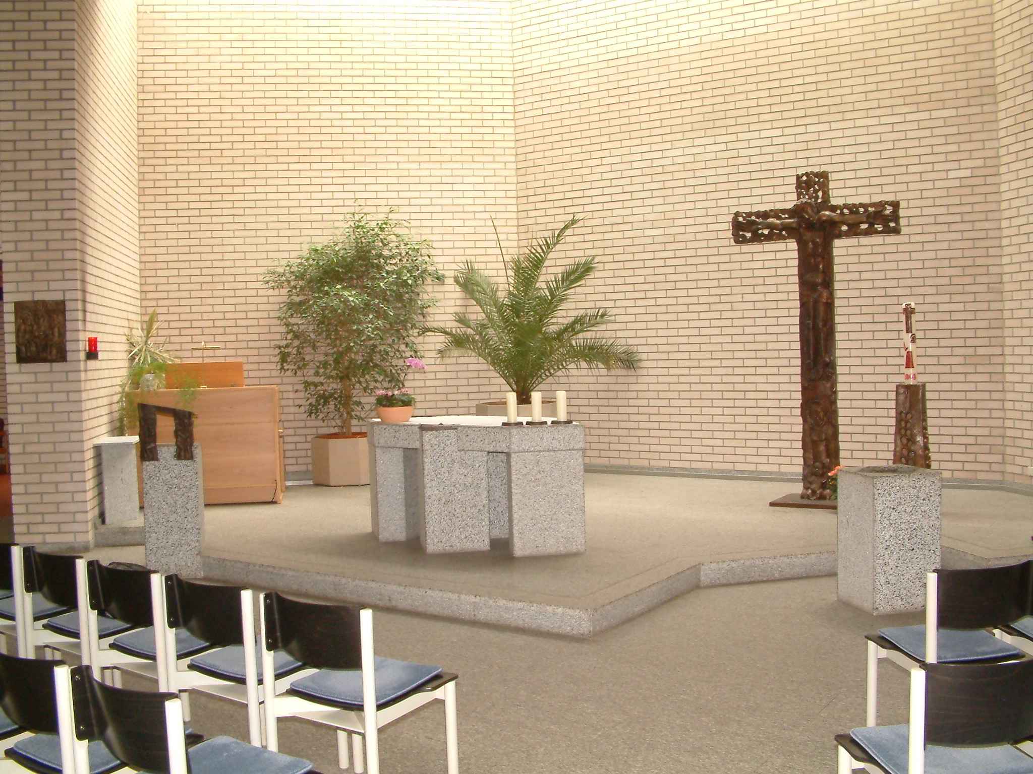 Der Hauptkirchenraum. Apostelkirche - Kirchenraum