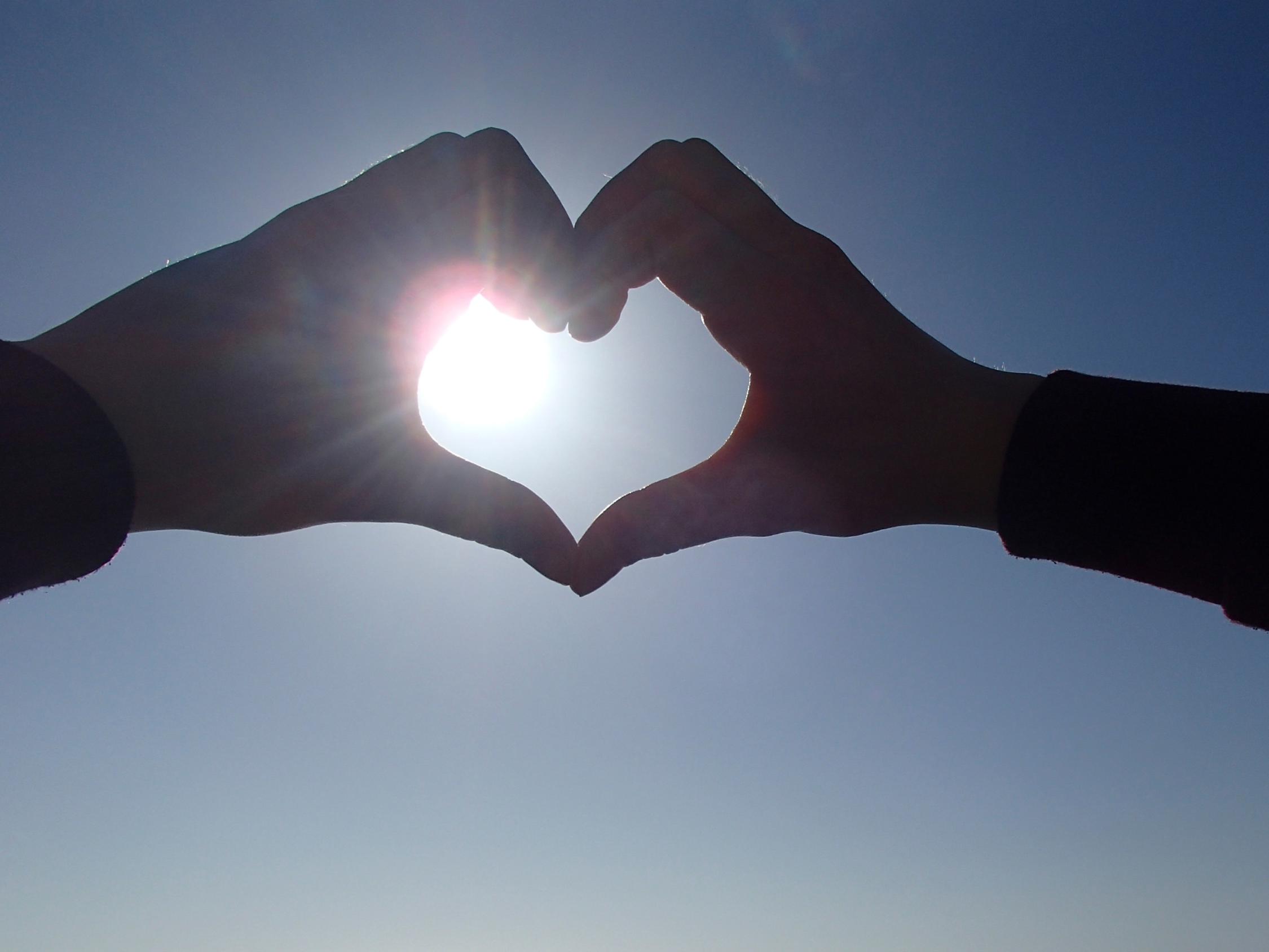 Die Liebe lässt das Herz leuchten
