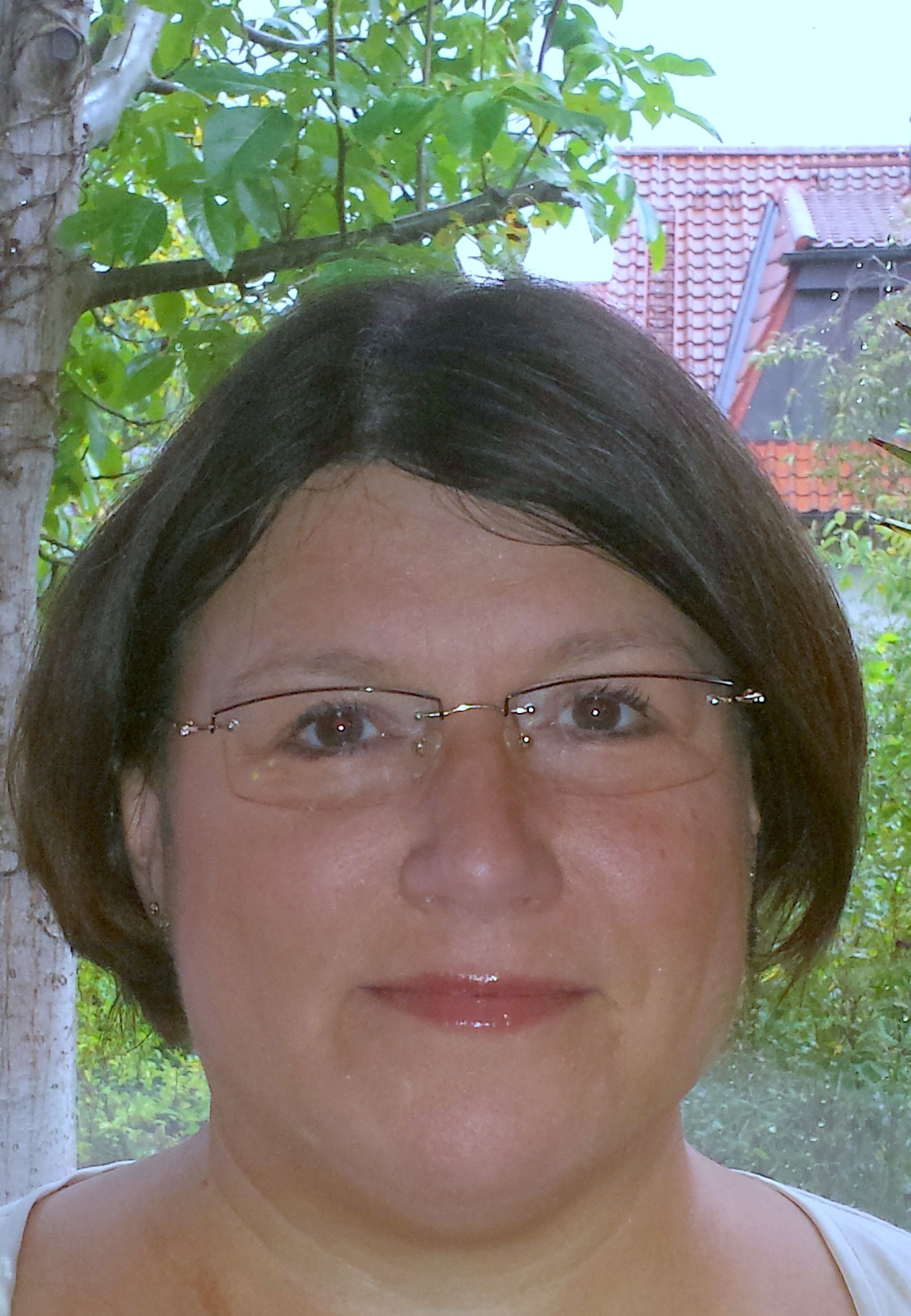 Dr. Karina Jankowetz