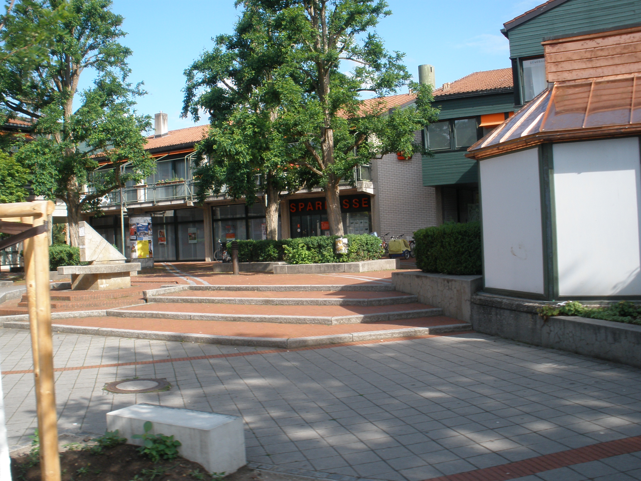 Einkaufszentrum Büchenbacher Anlage