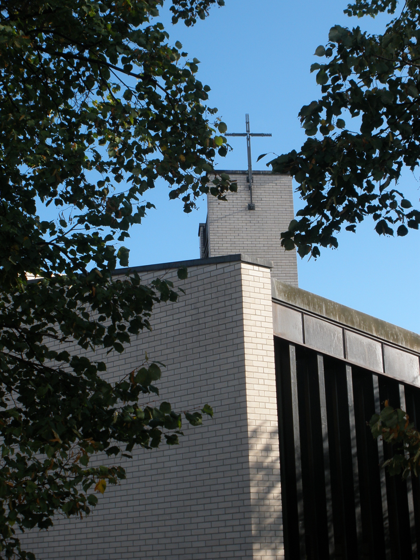 Kreuz Apostelkirche