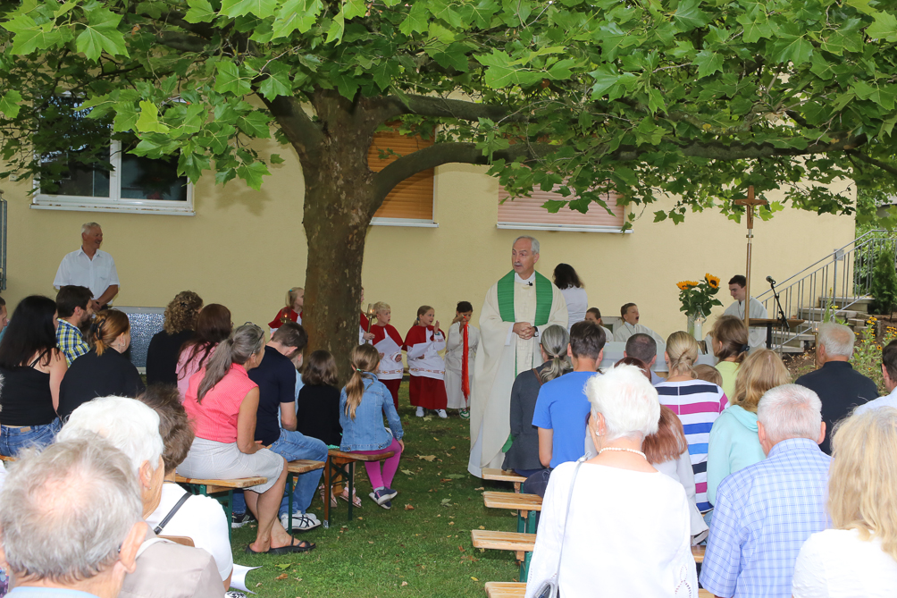 Pfarrer Robert Mayr: Einführung Pfarrfest