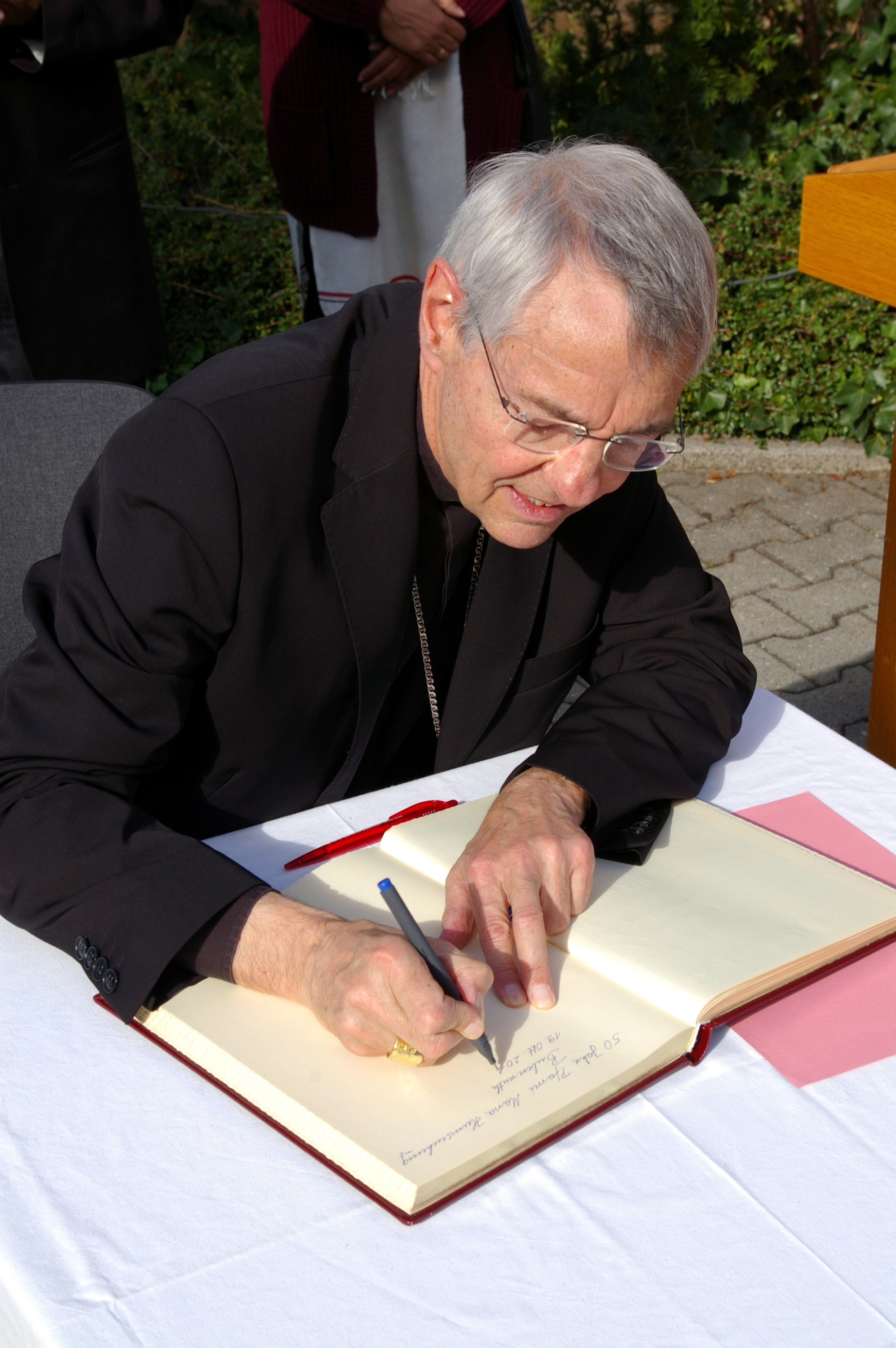 Pontifikalamt mit Erzbischof Ludwig Schick zu 50. Jubiläum der Pfarreierhebung