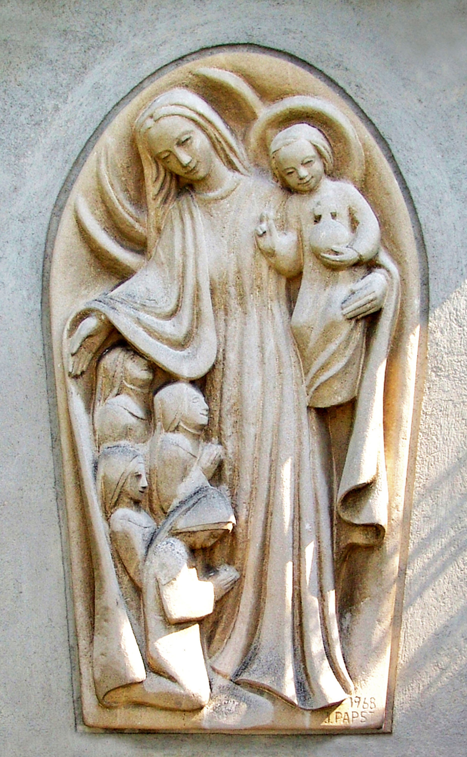 Schutzmantel-Madonna