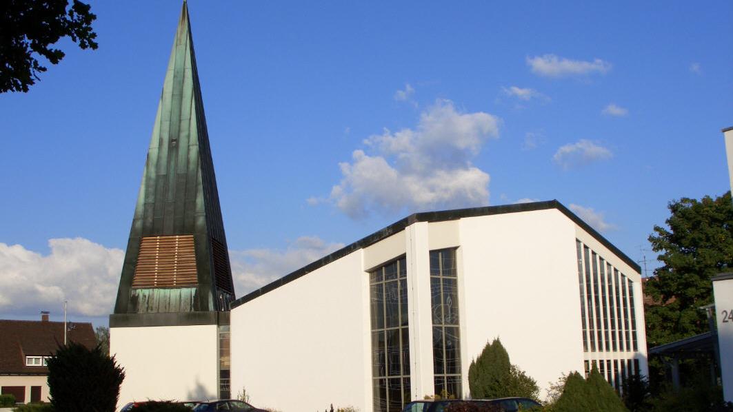 Kirche Außen 2