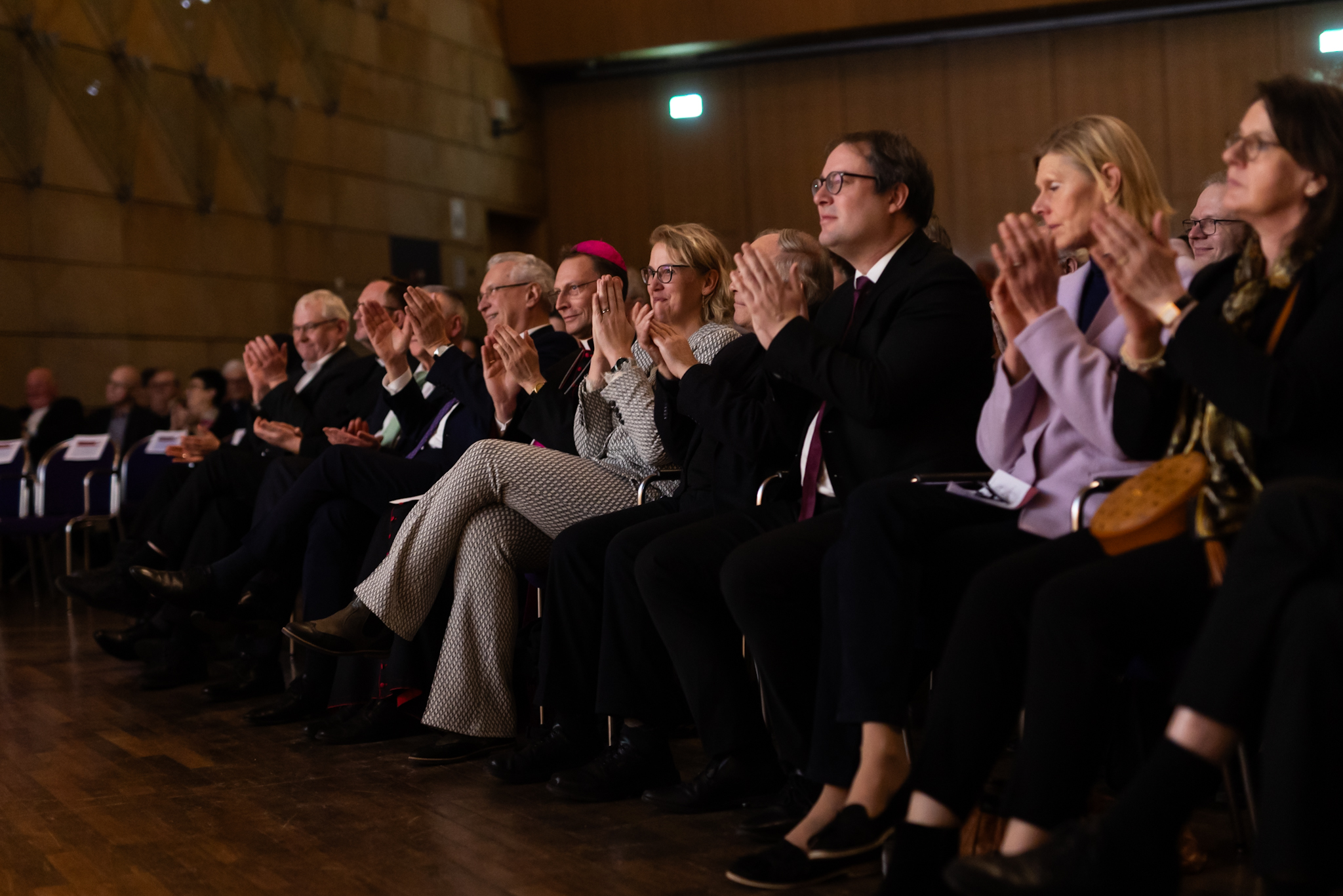 Viele Gäste kamen in die Fürther Stadthalle DS__3775.jpg